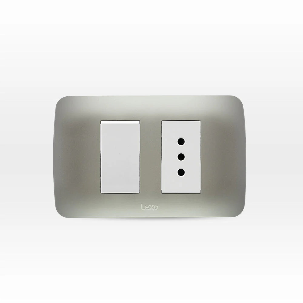 Interruptor Simple 9/12 Mas Toma Corriente 10A 250V Armado Plata Lexo